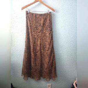 Jessica London skirt  100% silk stretch lined